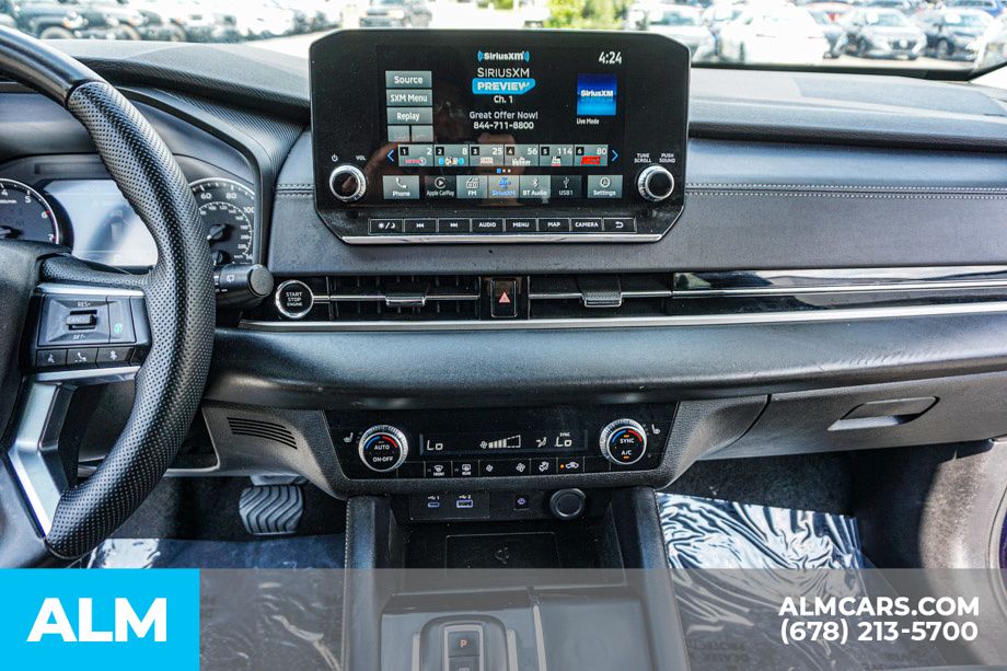 Used 2024 Blue Mitsubishi SE image 41