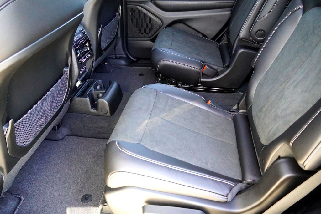 New Car 2025 Jeep Grand Cherokee L  Altitude X For Sale Under $40,000 In Taylor, Texas