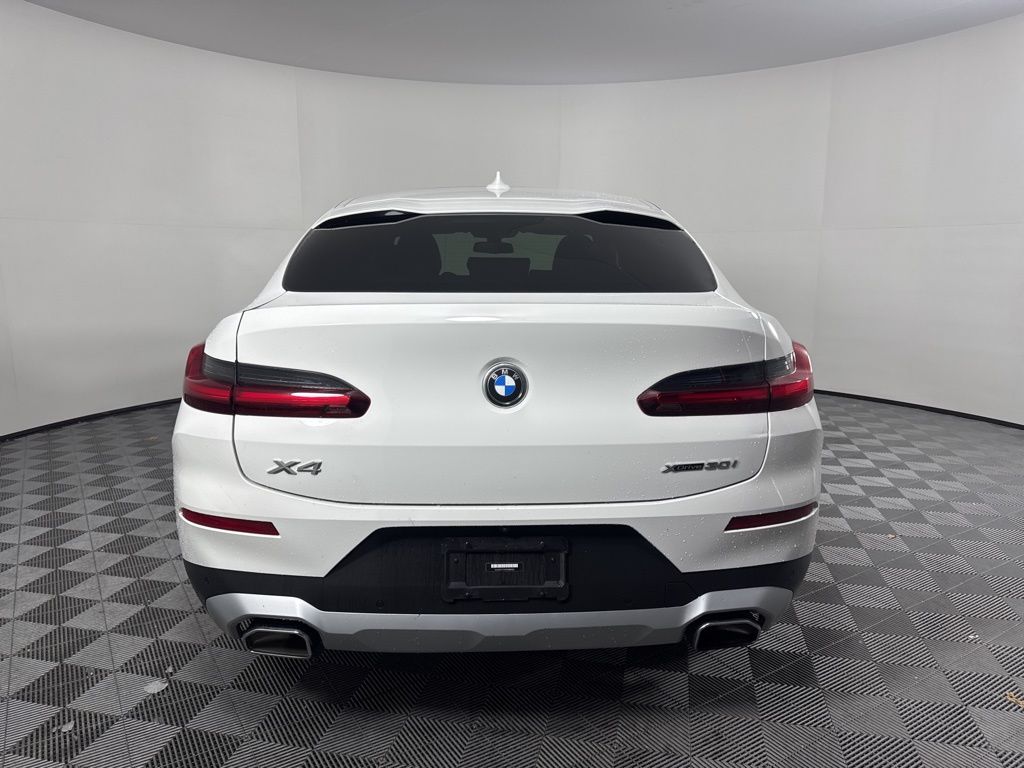 Thumbnail: 2023 BMW X4 - 6