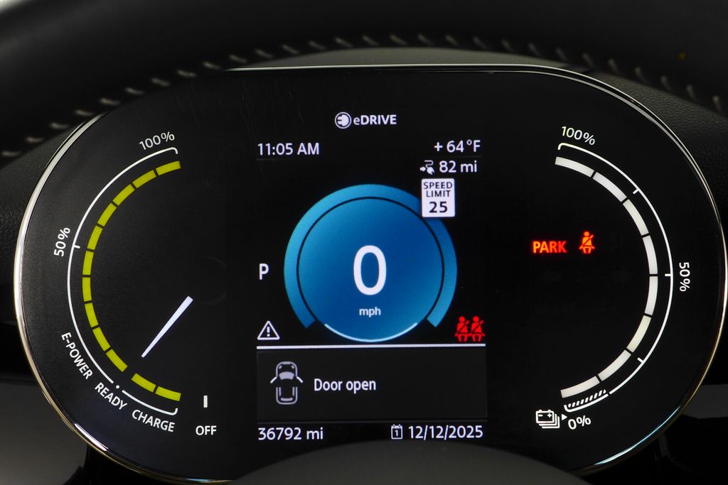 Thumbnail: 2022 MINI Cooper - 30