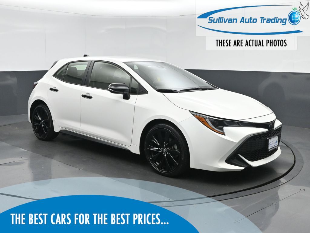 2022 Toyota Corolla Hatchback SE Nightshade Edition FWD