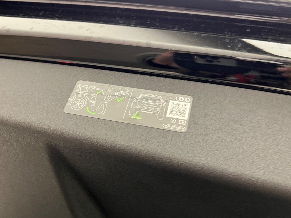 Thumbnail: 2025 Audi Q5 - 12