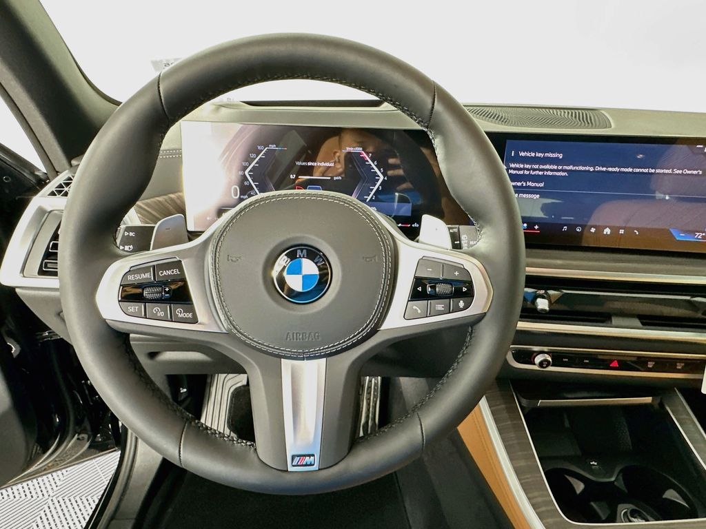 Thumbnail: 2026 BMW X5 - 10