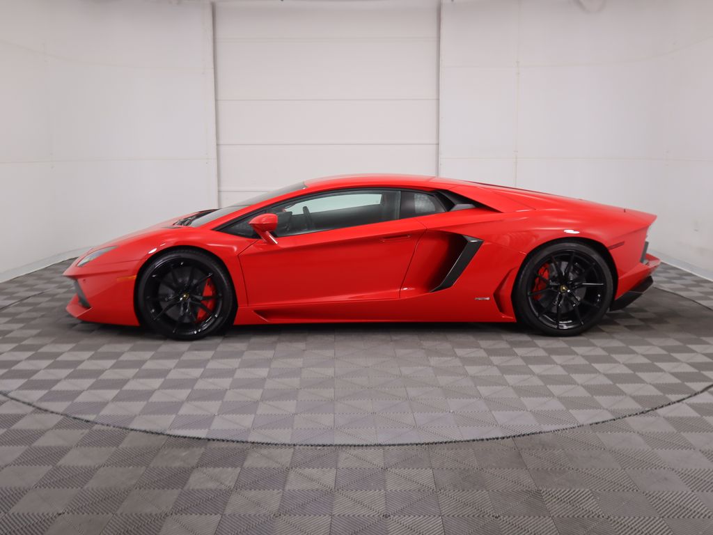 2014 Lamborghini Aventador  8