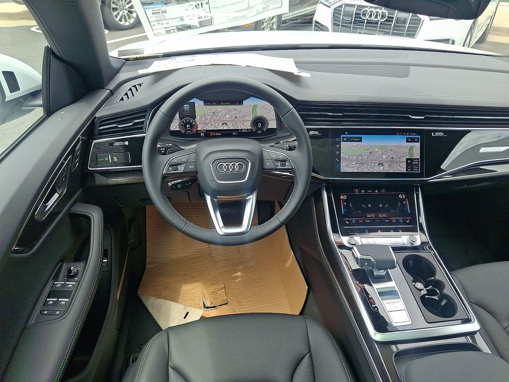 Thumbnail: 2026 Audi Q8 - 8