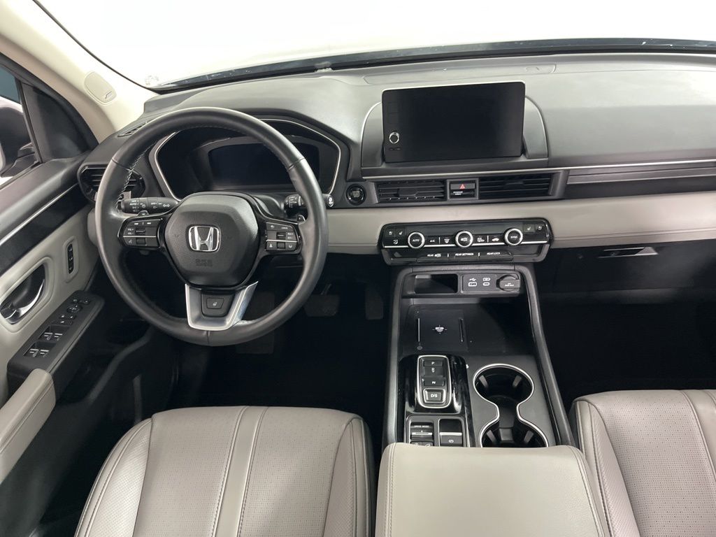 Thumbnail: 2024 Honda Pilot - 15