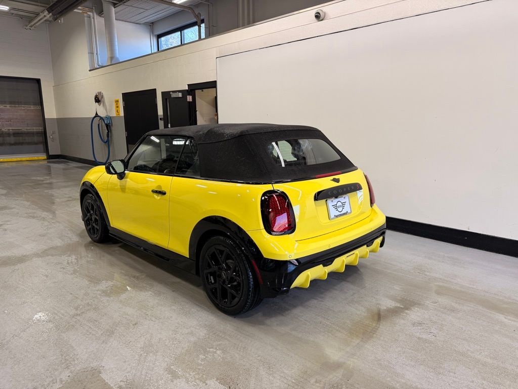 Thumbnail: 2026 MINI Cooper - 3