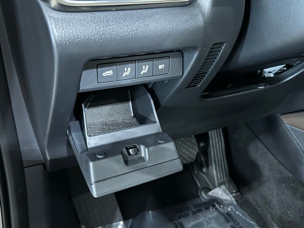 Used 2022 Platinum Quartz Metallic Mazda 2.5 Turbo Premium Package image 46