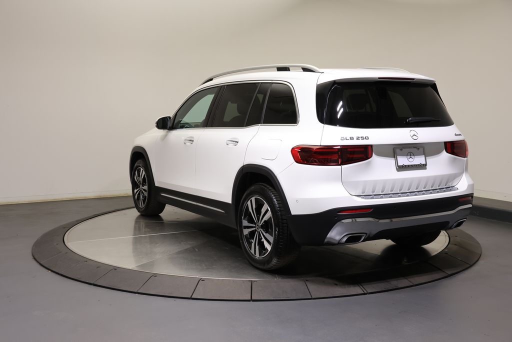 Thumbnail: 2026 Mercedes-Benz GLB - 5