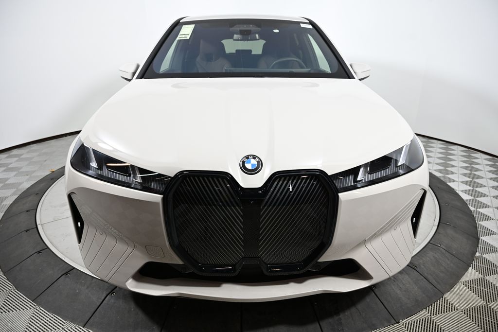 Thumbnail: 2026 BMW iX - 8