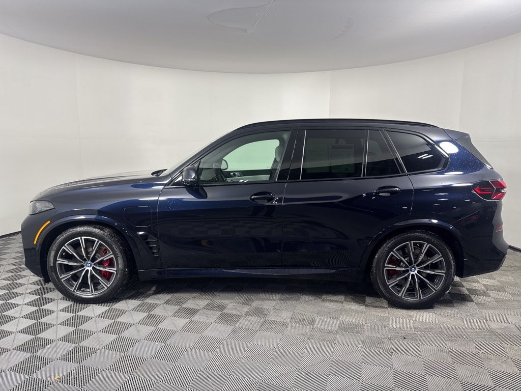 Thumbnail: 2025 BMW X5 - 8