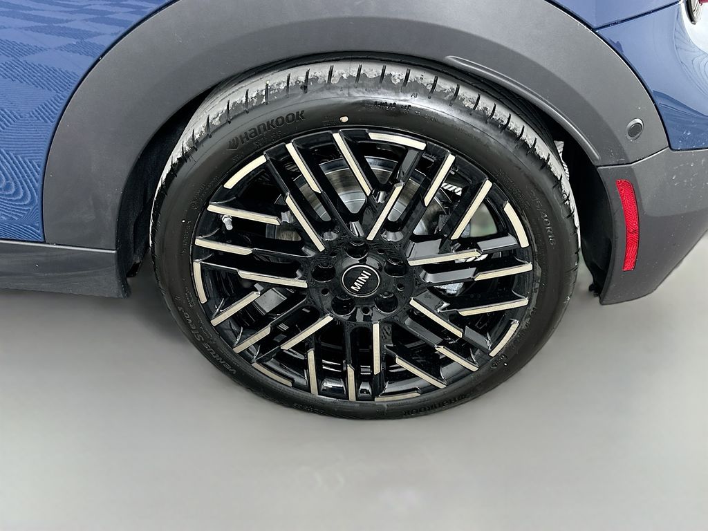 Thumbnail: 2025 MINI Cooper Convertible - 22