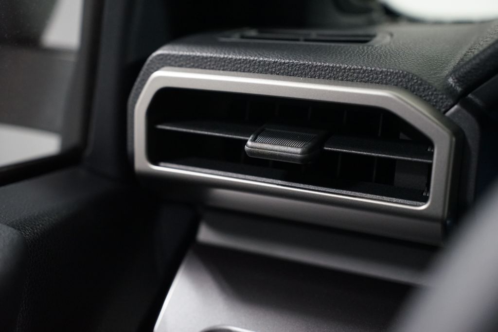 Thumbnail: 2025 Toyota 4Runner - 27