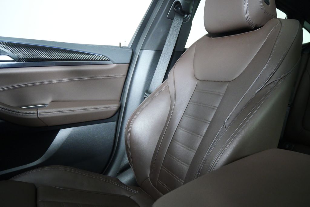 Thumbnail: 2024 BMW X4 - 31