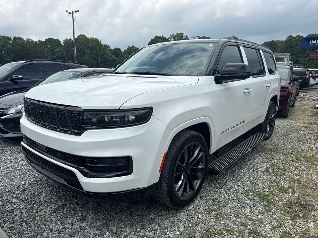 Bright White Clearcoat 2025 Jeep Grand Wagoneer SUV / Crossover Four-Wheel Drive 8-Speed Automatic