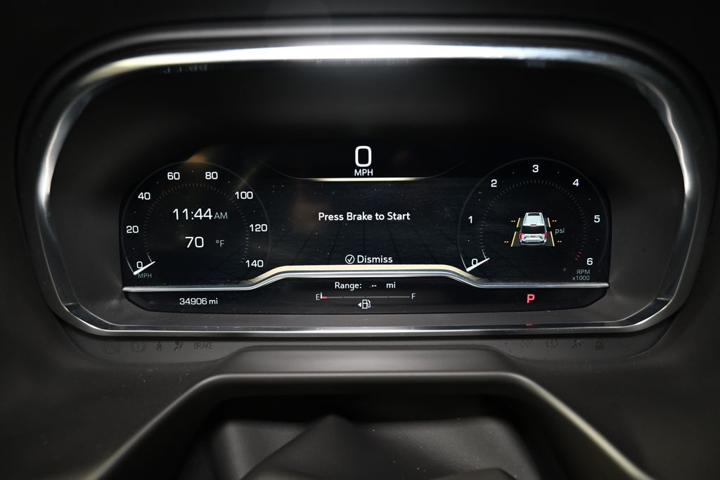 2023 GMC Yukon AT4 28