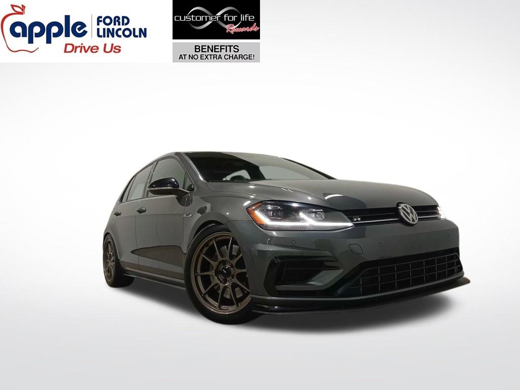 2019 Volkswagen Golf R 2.0T w/DCC & Navigation