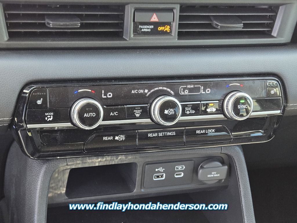 2025 Honda Pilot Touring photo