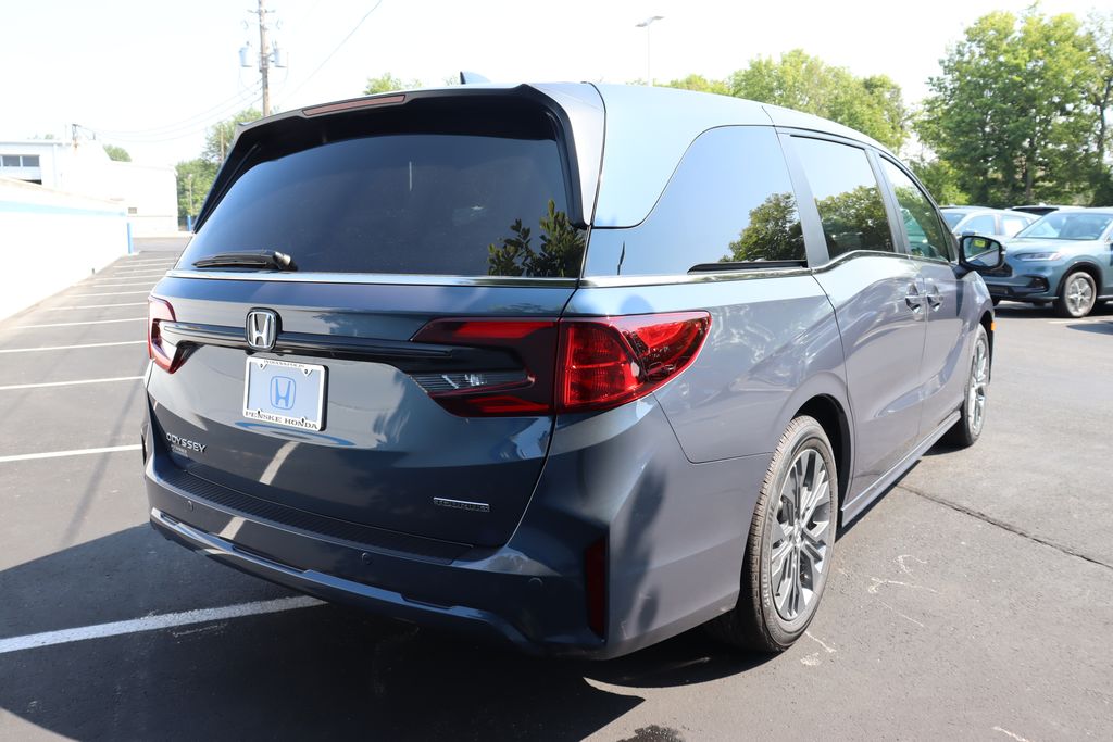 2025 Honda Odyssey Touring 5