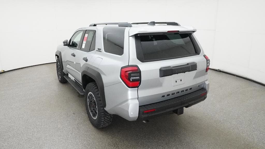 Thumbnail: 2025 Toyota 4Runner - 17