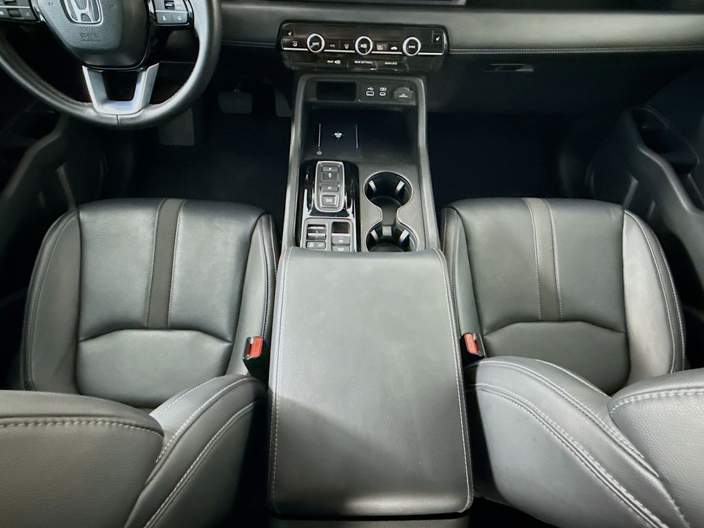 Thumbnail: 2024 Honda Pilot - 16