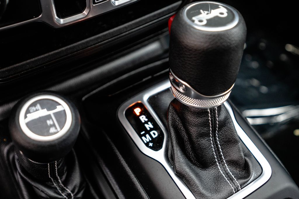 Used 2018 Jeep Wrangler SUV