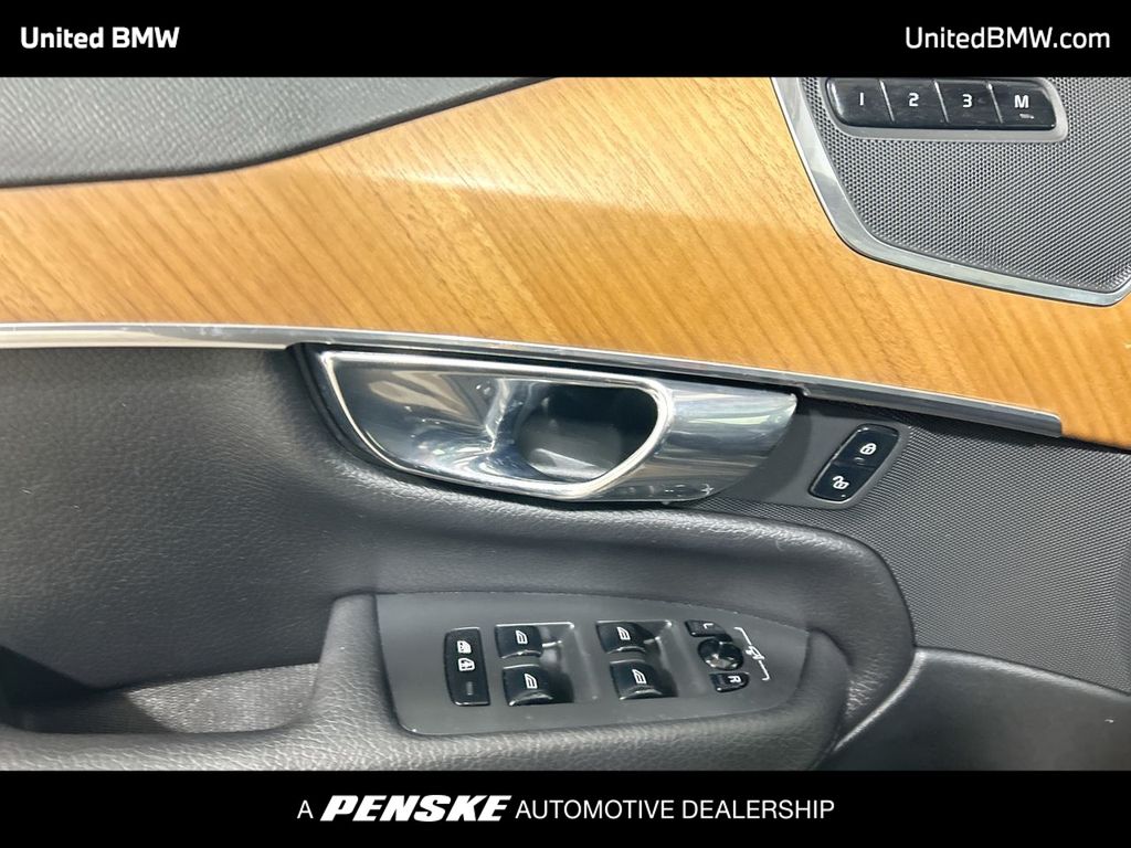 Thumbnail: 2021 Volvo XC90 - 11