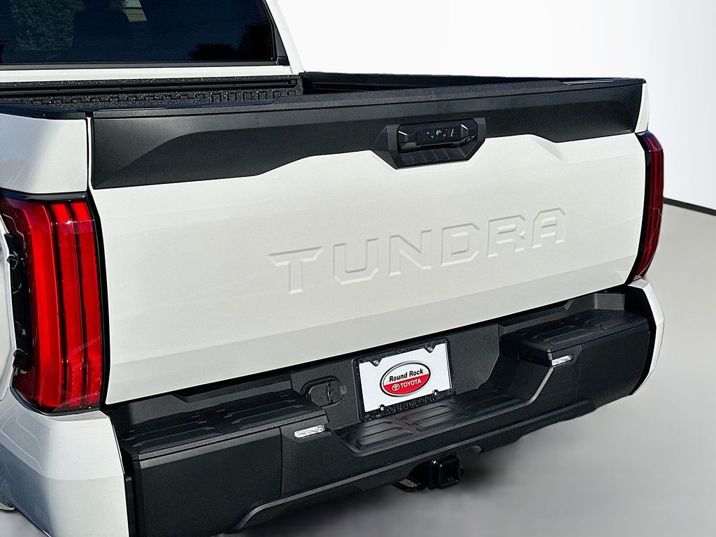 2025 Toyota Tundra SR 21