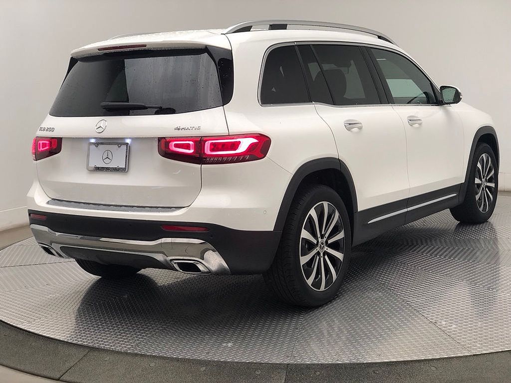 2023 Mercedes-Benz GLB 250 6