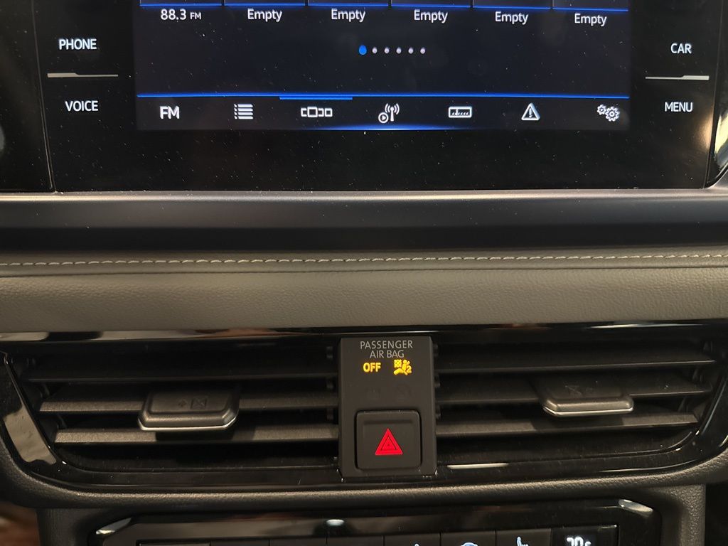 2024 Volkswagen Taos SE photo 20