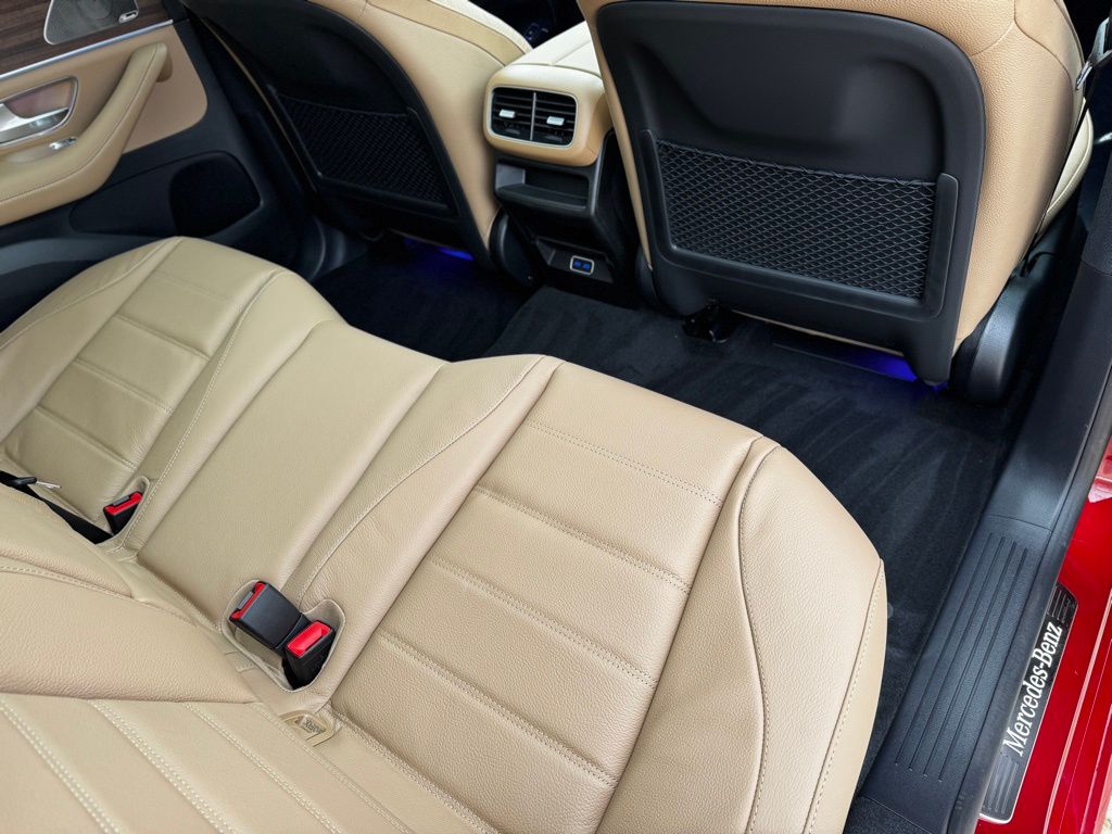 2025 Mercedes-Benz GLE GLE 450e photo