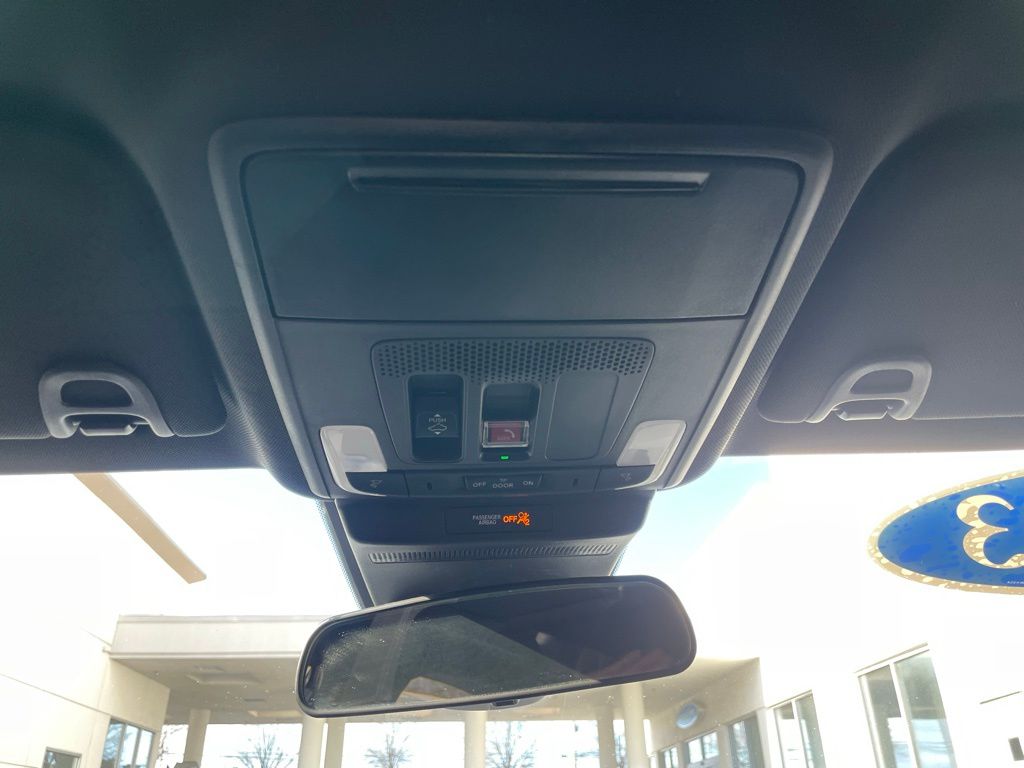 Thumbnail: 2023 Honda Accord - 16