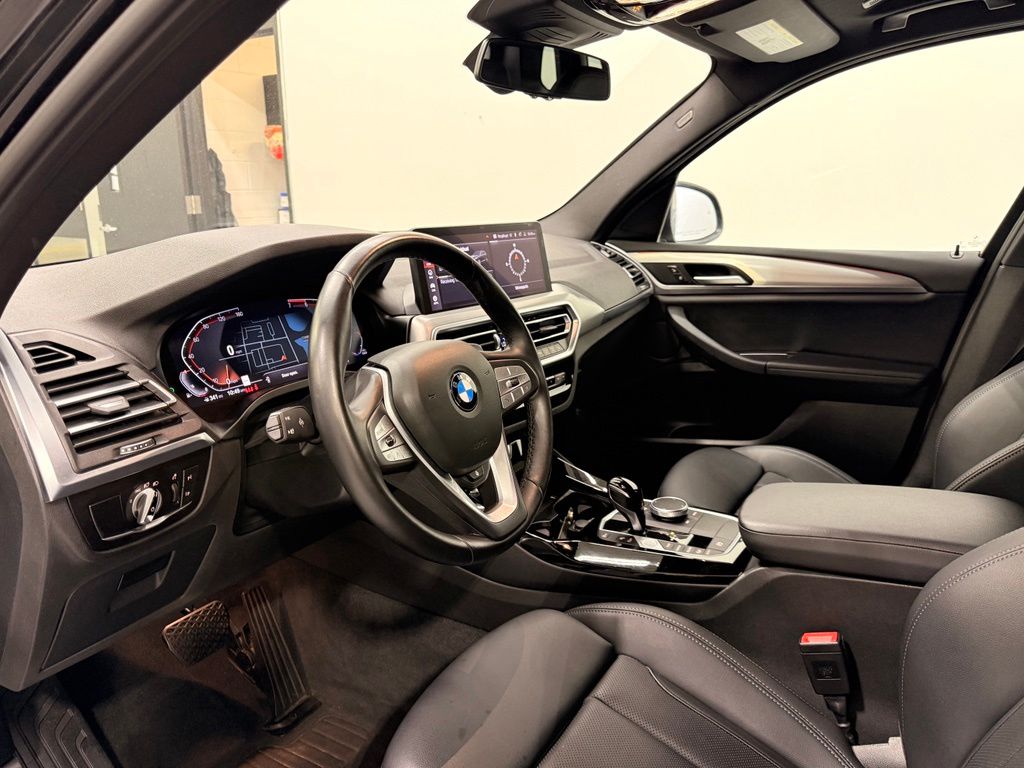 Thumbnail: 2023 BMW X3 - 11
