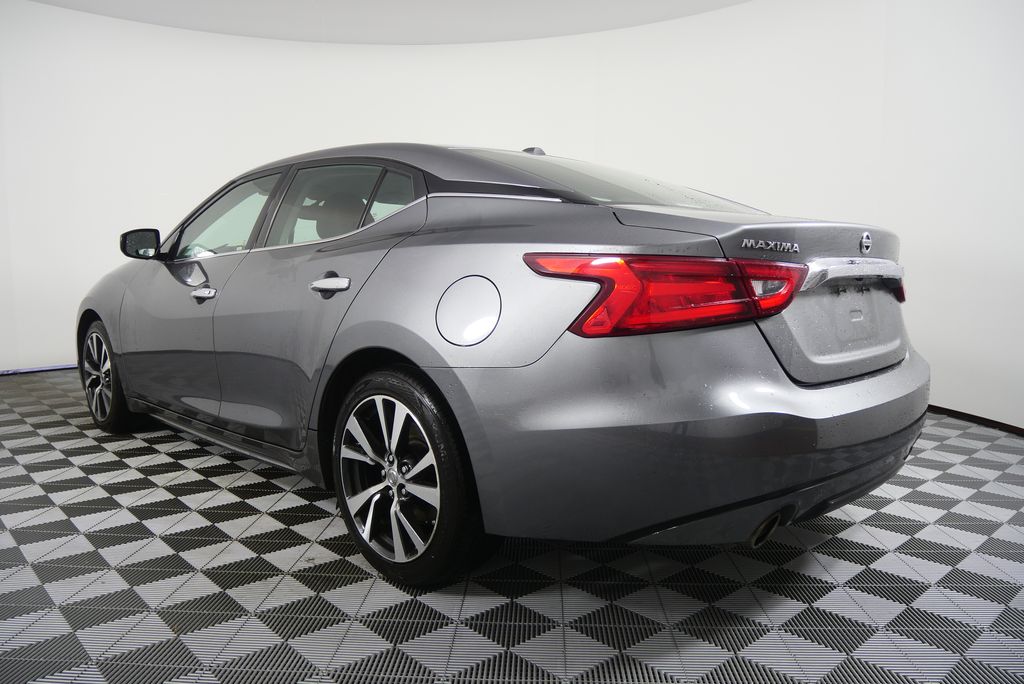 Thumbnail: 2016 Nissan Maxima - 5