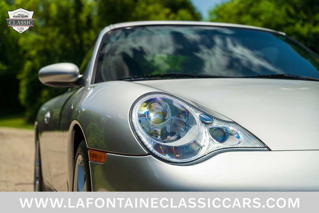 2002 Porsche 911 Carrera 37