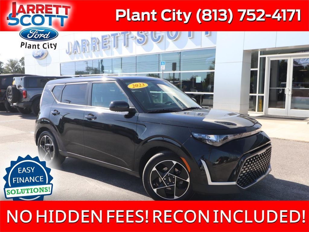 Fusion Black 2023 Kia Soul EX FWD SUV / Crossover Front-Wheel Drive Continuously Variable Transmission