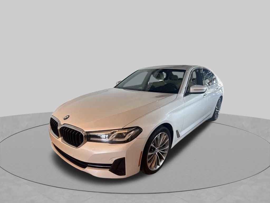 Mineral White Metallic 2022 BMW 5 Series Sedan Rear-Wheel Drive 8-Speed Automatic