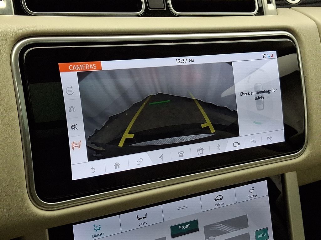 Thumbnail: 2021 Land Rover Range Rover - 20