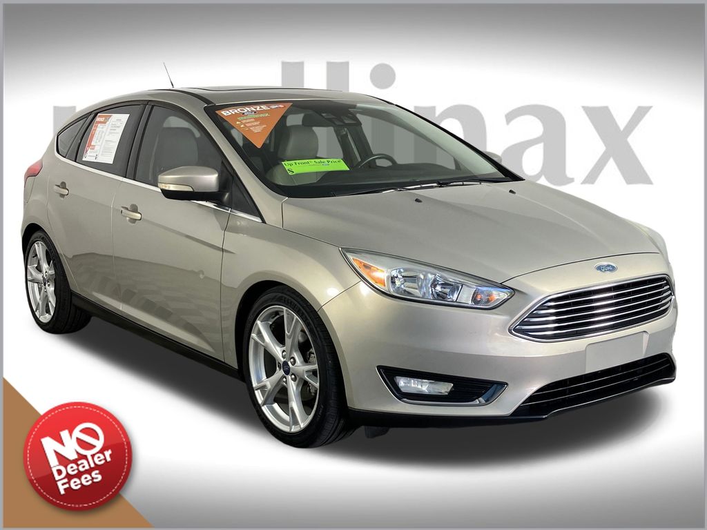 2015 Ford Focus Titanium's photo