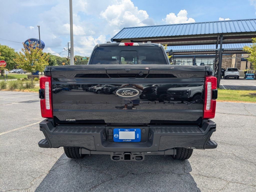 2025 Ford F-350 Super Duty Lariat