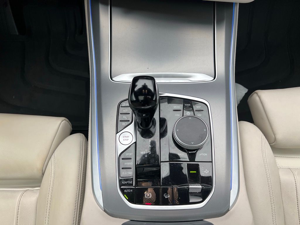 2022 BMW X5 xDrive45e 12