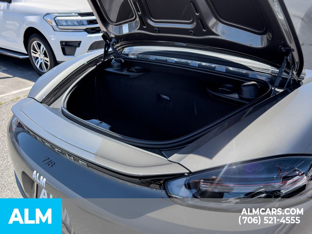 Used 2019 Grey Porsche Base image 29