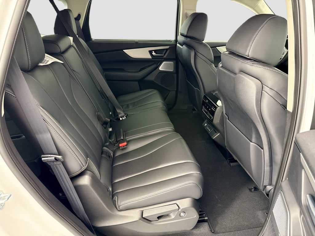 Thumbnail: 2026 Acura MDX - 21