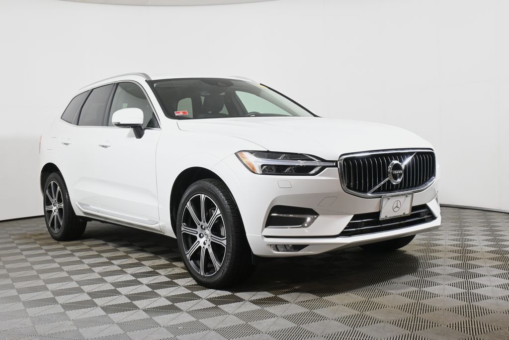 Thumbnail: 2020 Volvo XC60 - 8