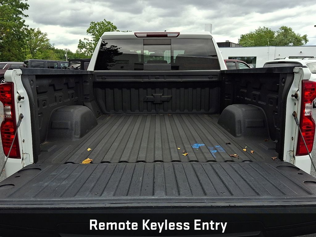 2019 Chevrolet Silverado 1500 LT White at Bob Ruth Ford