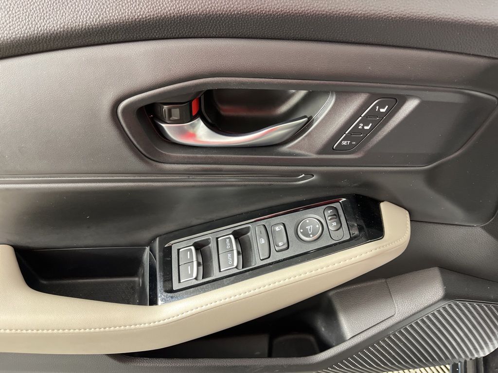 Thumbnail: 2023 Honda Accord - 26