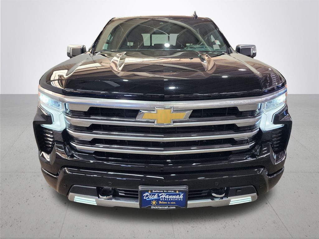 2023 Chevrolet Silverado 1500 High Country photo 2
