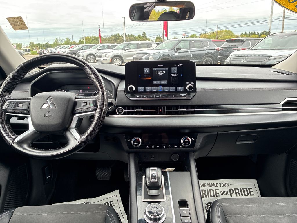 2023 Mitsubishi Outlander SE  at Auto Express Mitsubishi