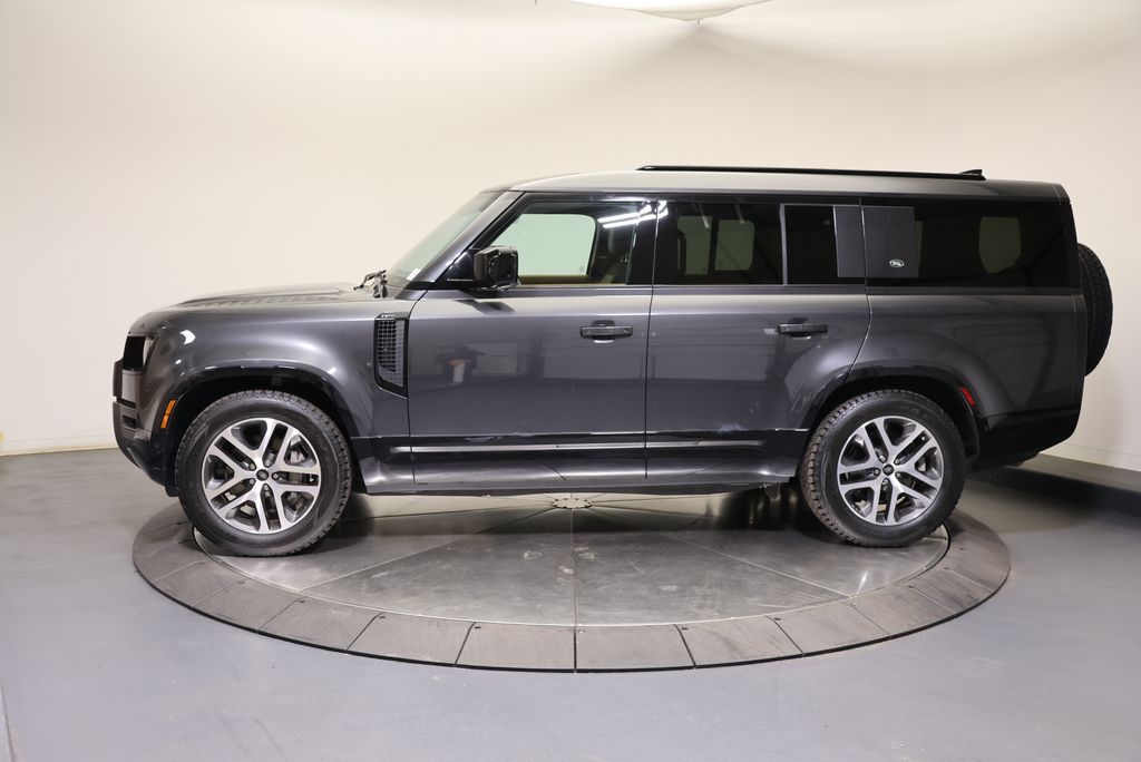 Thumbnail: 2024 Land Rover Defender - 2