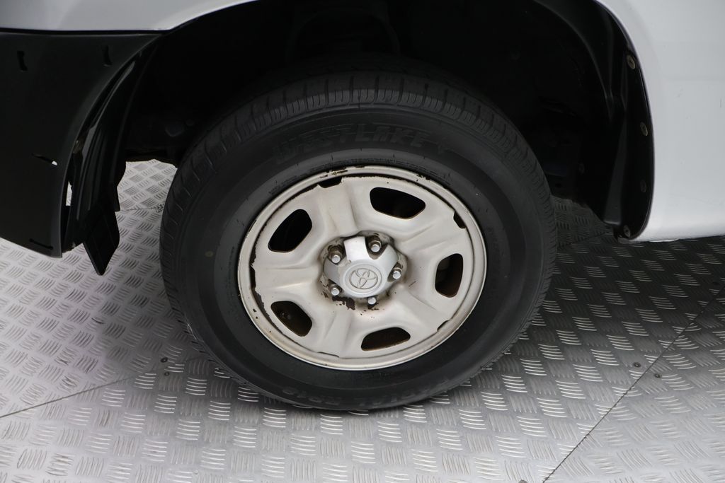 Thumbnail: 2012 Toyota Tacoma - 4